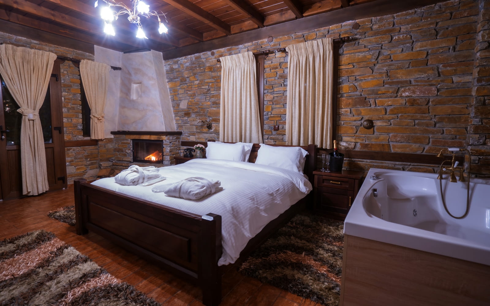 Deluxe Junior Suite with Jacuzzi